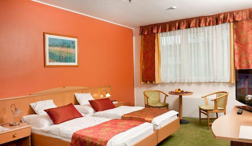 Kalvaria Superior Hotel 4*