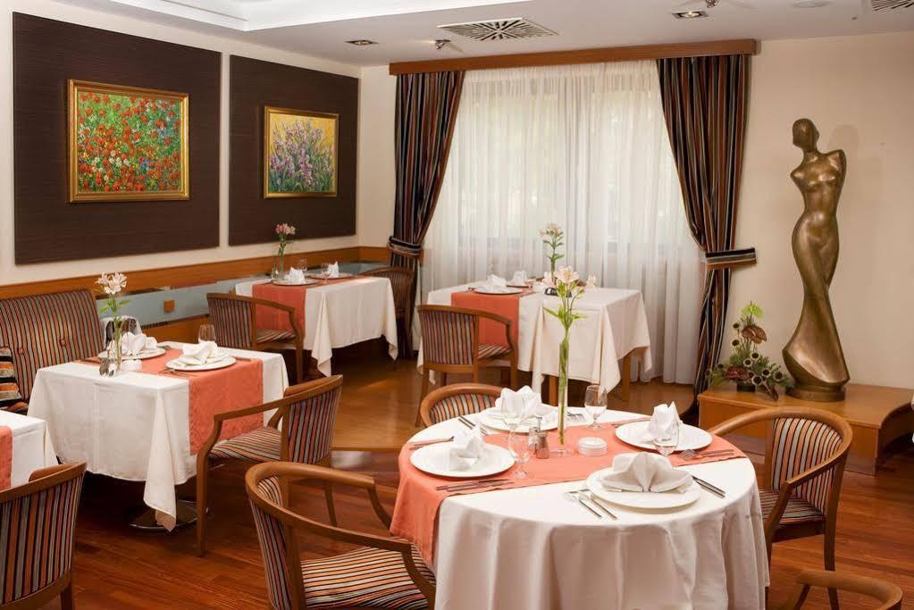 Hotel Kalvaria Superior Ráb